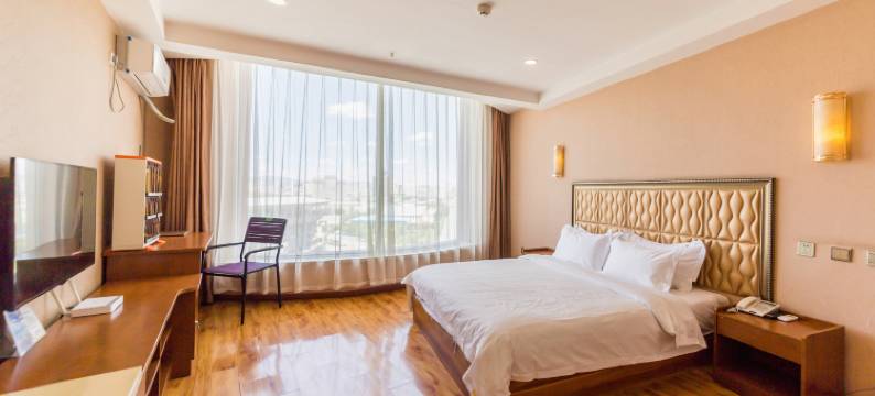 喆曼酒店(呼和浩特体育场地铁站店)图片