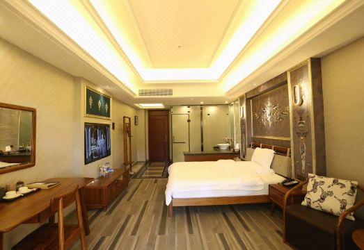 开阳天平酒店（高铁站金湖中心店）外景图