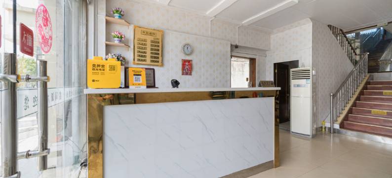 南京鑫润宾馆(红山动物园火车站店)图片