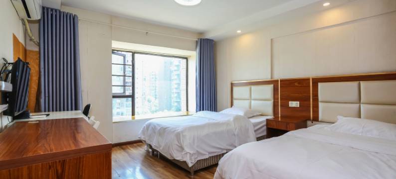 成都骄子酒店(百草路地铁站店)图片