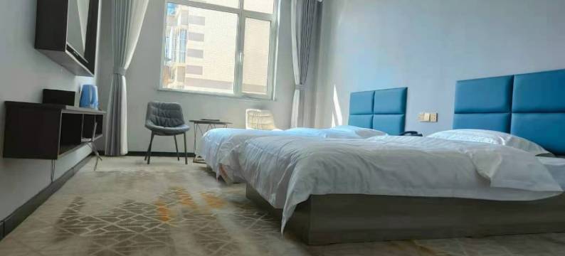 盐池云尚主题酒店图片