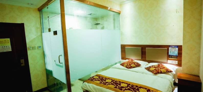 吐鲁番紫藤田园客栈图片