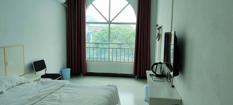 百悦酒店(凯里学院店)图片