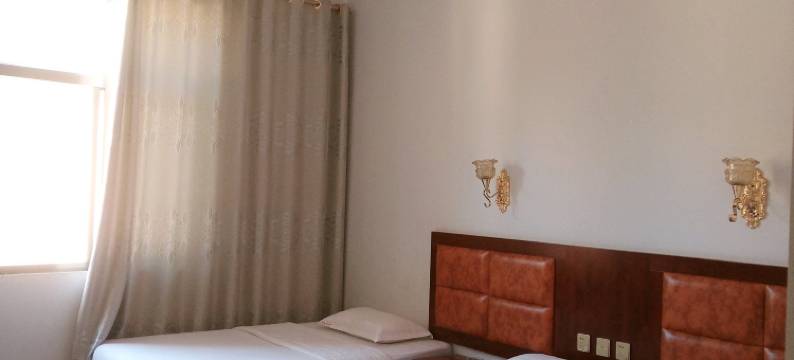 万佳宾馆(弥勒站店)图片