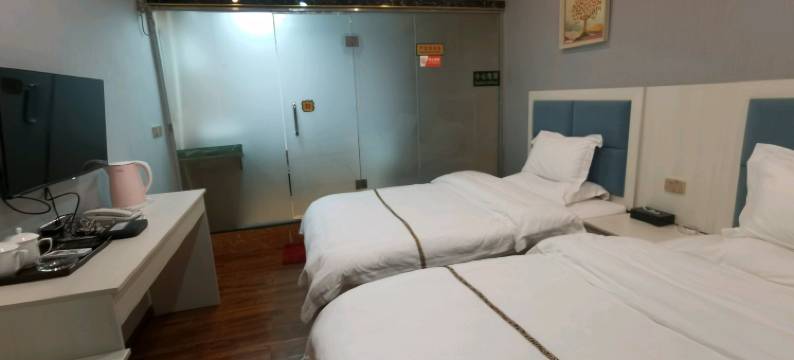 镇坪宏远酒店图片