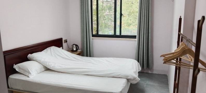 星客电竞民宿(合肥安百苑店)图片