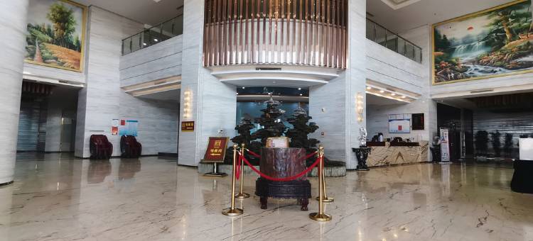 兰花桦大酒店(望远四季鲜批发市场店)图片