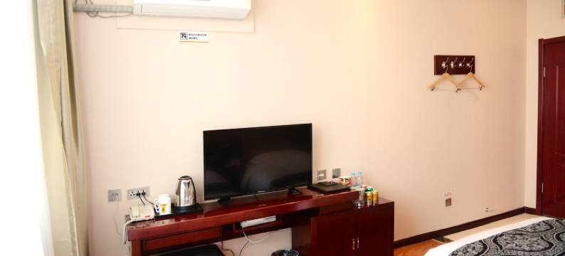 速8酒店(定西火车站民主街店)图片