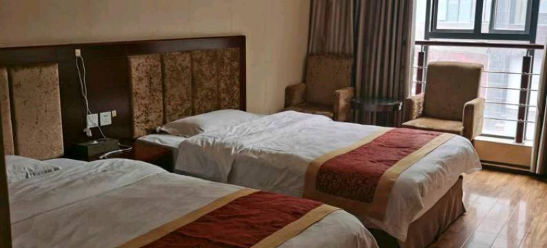 瓮安华都商务酒店图片