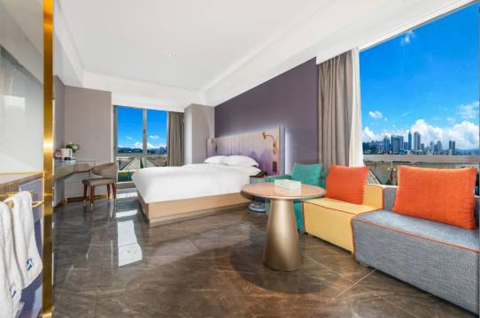 漫鹿CC酒店(西安沣东新城管委会店)