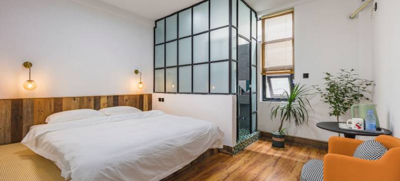 老宋国际青年旅舍(成都前锋路地铁站店)图片