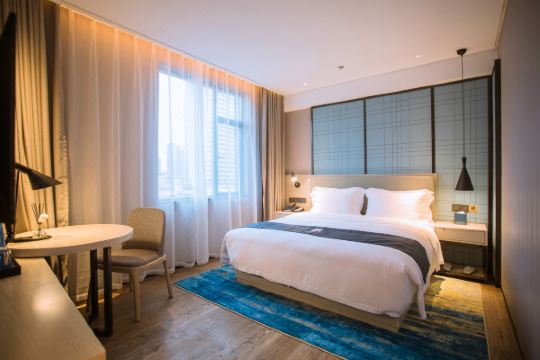 宜尚酒店(南昌八一广场地铁站武商mall店)预订价格,联系电话位置地址