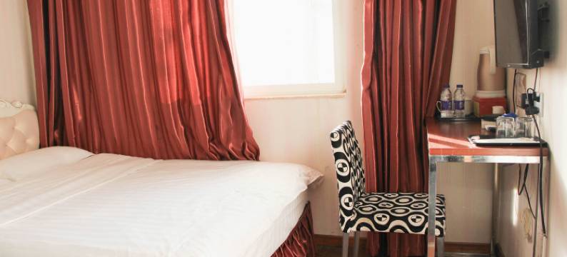 新乡那年那月精品客房图片