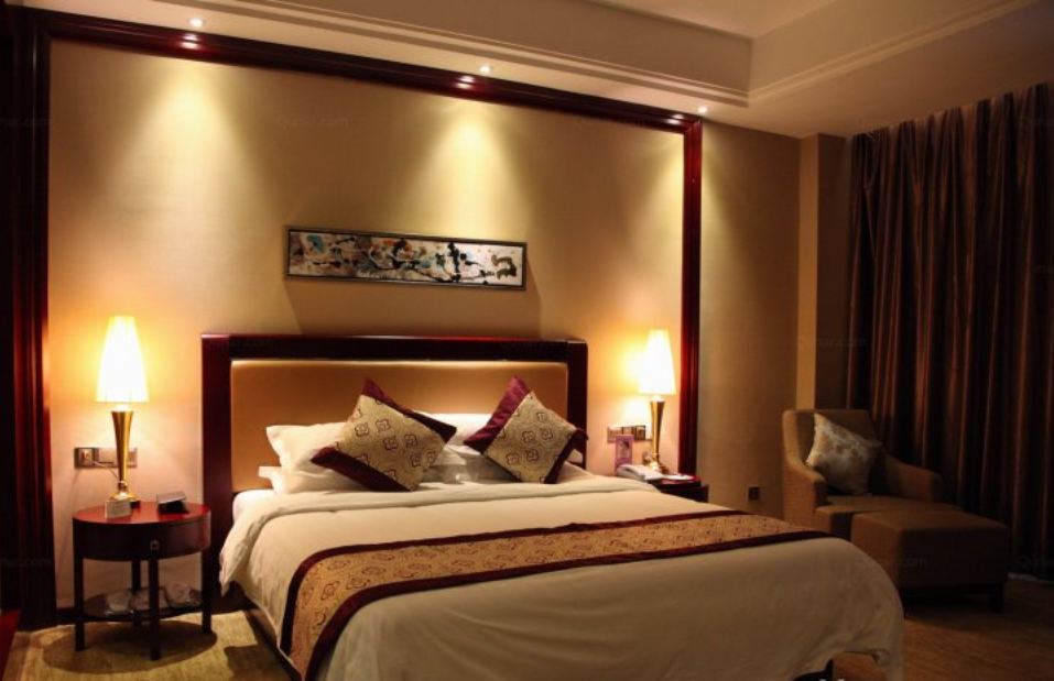 Donghua Hotel Over view