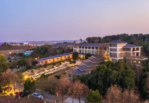 Jasmine Garden ResortHotel Overview