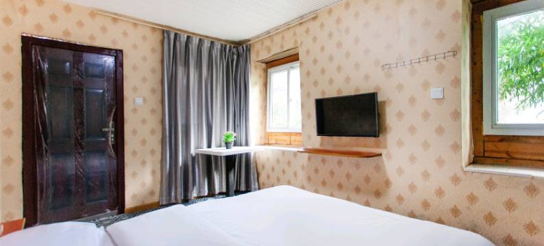 康定里本咖啡lieben kaffee民宿(新都桥店)图片