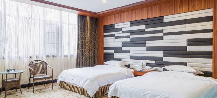 西域大酒店(湖北汽车工业学院店)图片