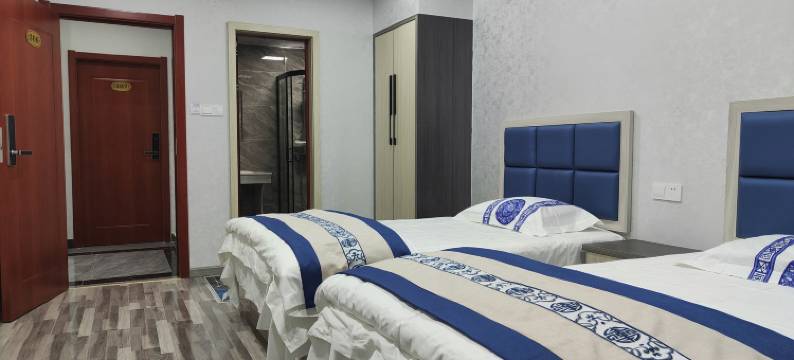 蓝鑫宾馆(湖北师范文理学院店)图片