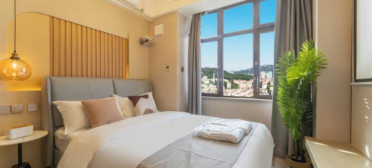 斯维登精品公寓(青岛五四广场宁夏路地铁站店)图片