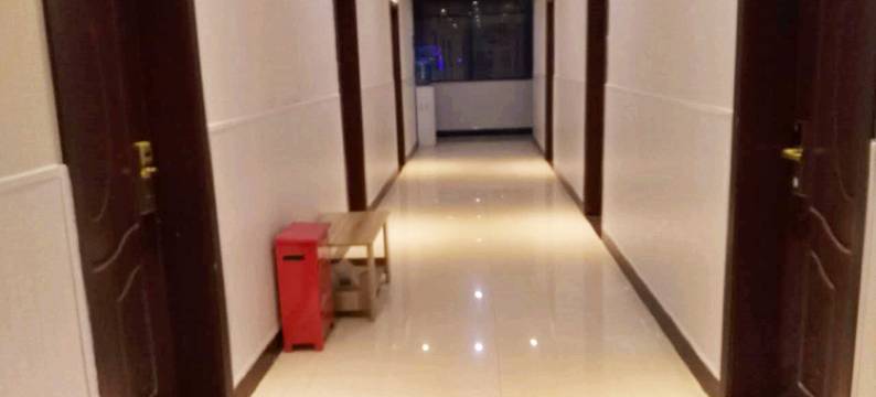 济源草根宾馆图片