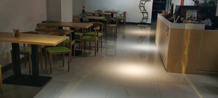 茶尔斯民宿(丹霞山店)图片
