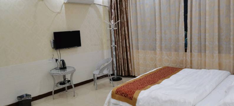 广南北云商务酒店图片