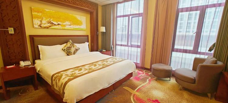 芭提雅时尚主题酒店(贵阳金阳店)图片