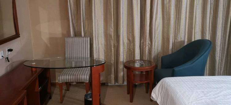 萝北界江国际大酒店图片