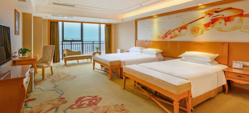 维也纳国际酒店(烟台金沙滩海水浴场振华购物中心店)图片