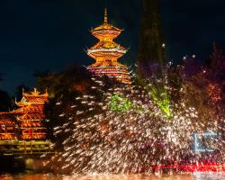 Shenzhen Nanshan thousand lanterns pop-culture festival begins with diverse events