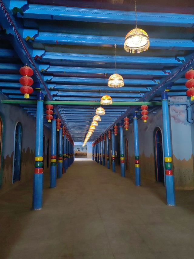 吐鲁番郡王府旅行图片 3