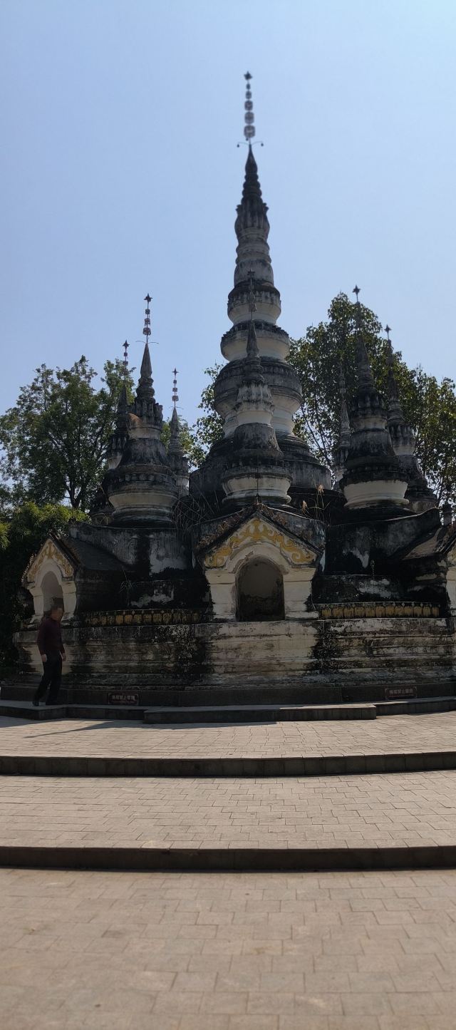 曼听御花园景区旅行图片 3