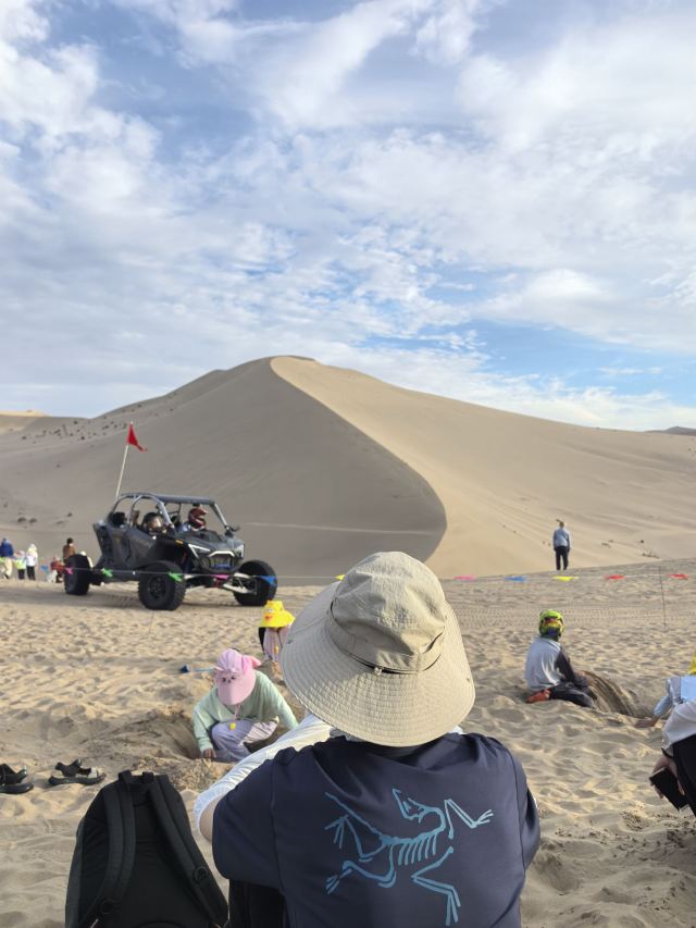 鸣沙山月牙泉旅行图片 1