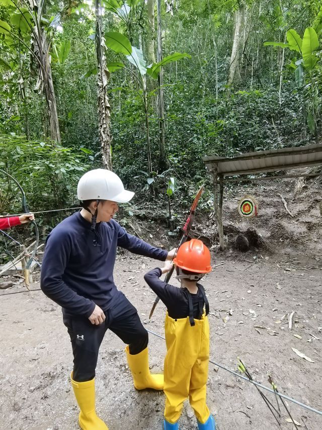 基诺山雨林徒步旅行图片 1
