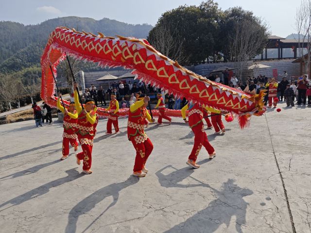矿坑冰城旅行图片 2