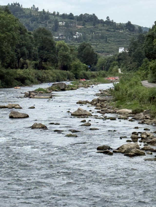 南江大峡谷景区旅行图片 1