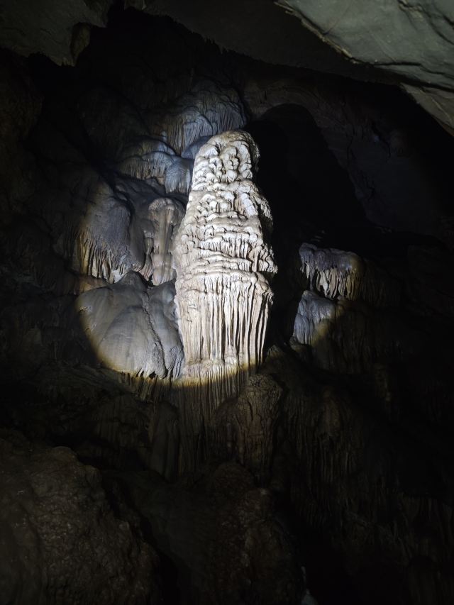 月亮水岩景区旅行图片 1