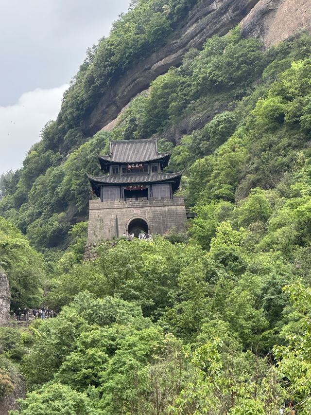剑阁剑门关游玩攻略简介,剑阁剑门关门票/地址/图片/开放时间/照片/门票价格【携程攻略】