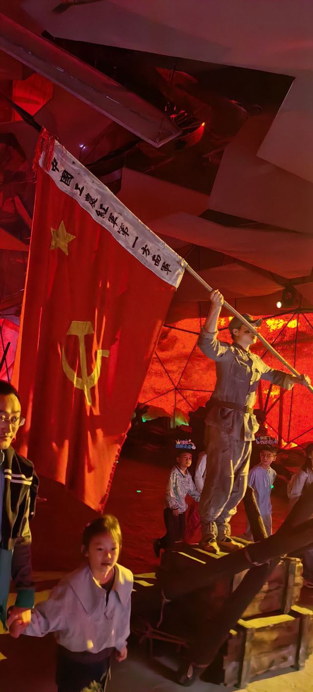 红飘带旅行图片 5