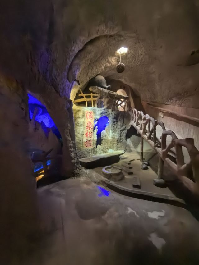 吐鲁番郡王府旅行图片 7