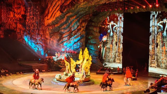 龙之梦国际大马戏