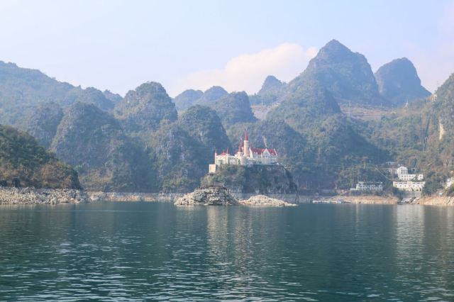 万峰湖红椿船舶旅游乘船区旅行图片 2