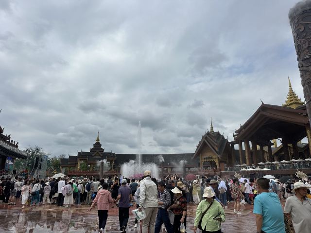 西双版纳傣族园旅行图片 2