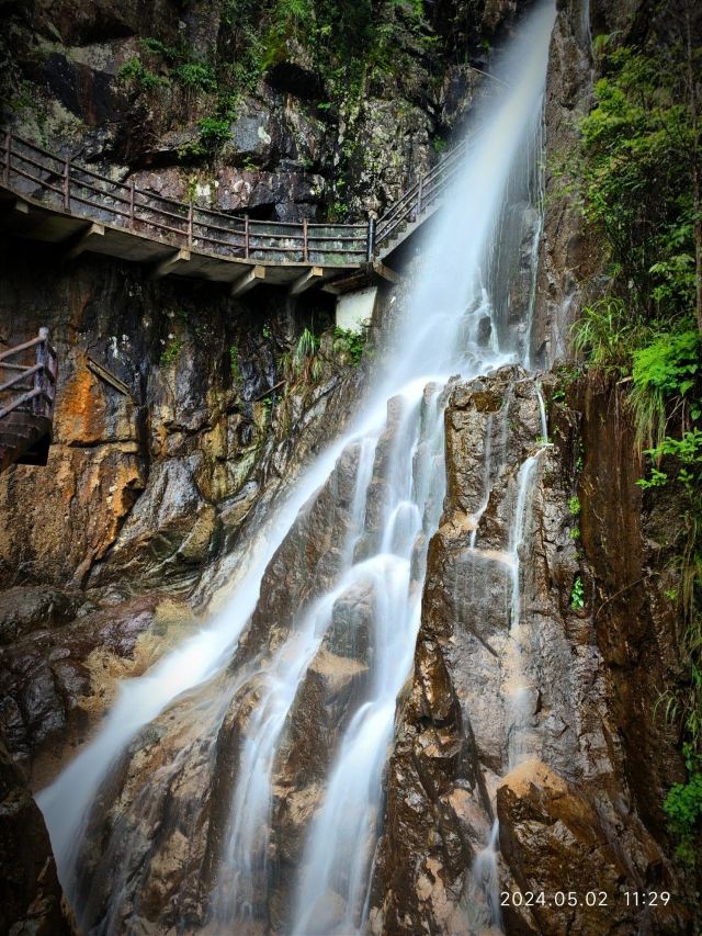 滴水源景区旅行图片 1
