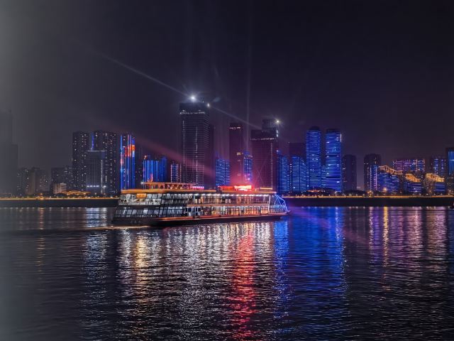 武汉两江游览(武汉关2号码头)旅行图片 3