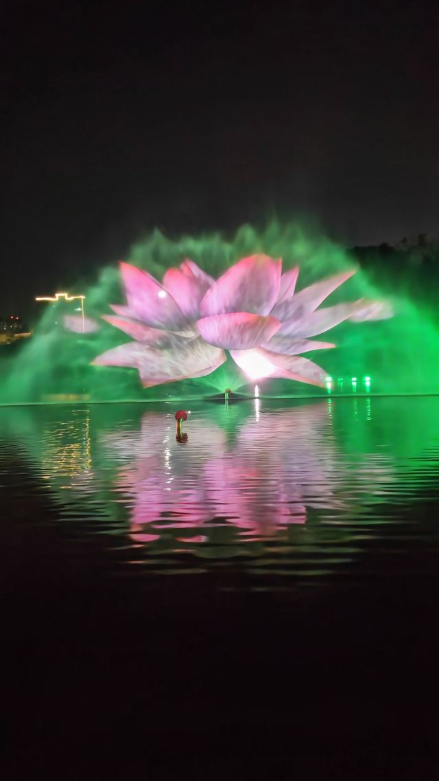 曼听御花园景区旅行图片 3
