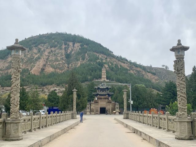 钟山石窟旅行图片 1