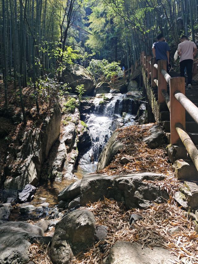 藏龙百瀑旅行图片 3