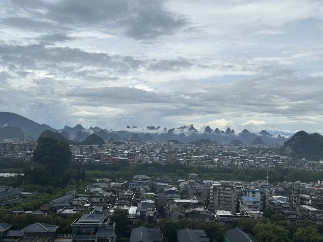 独秀峰·王城景区旅行图片 3