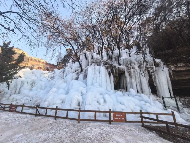 灵岩寺景区旅行图片 1